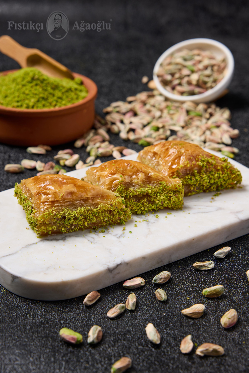 Fıstıklı Üçgen Baklava